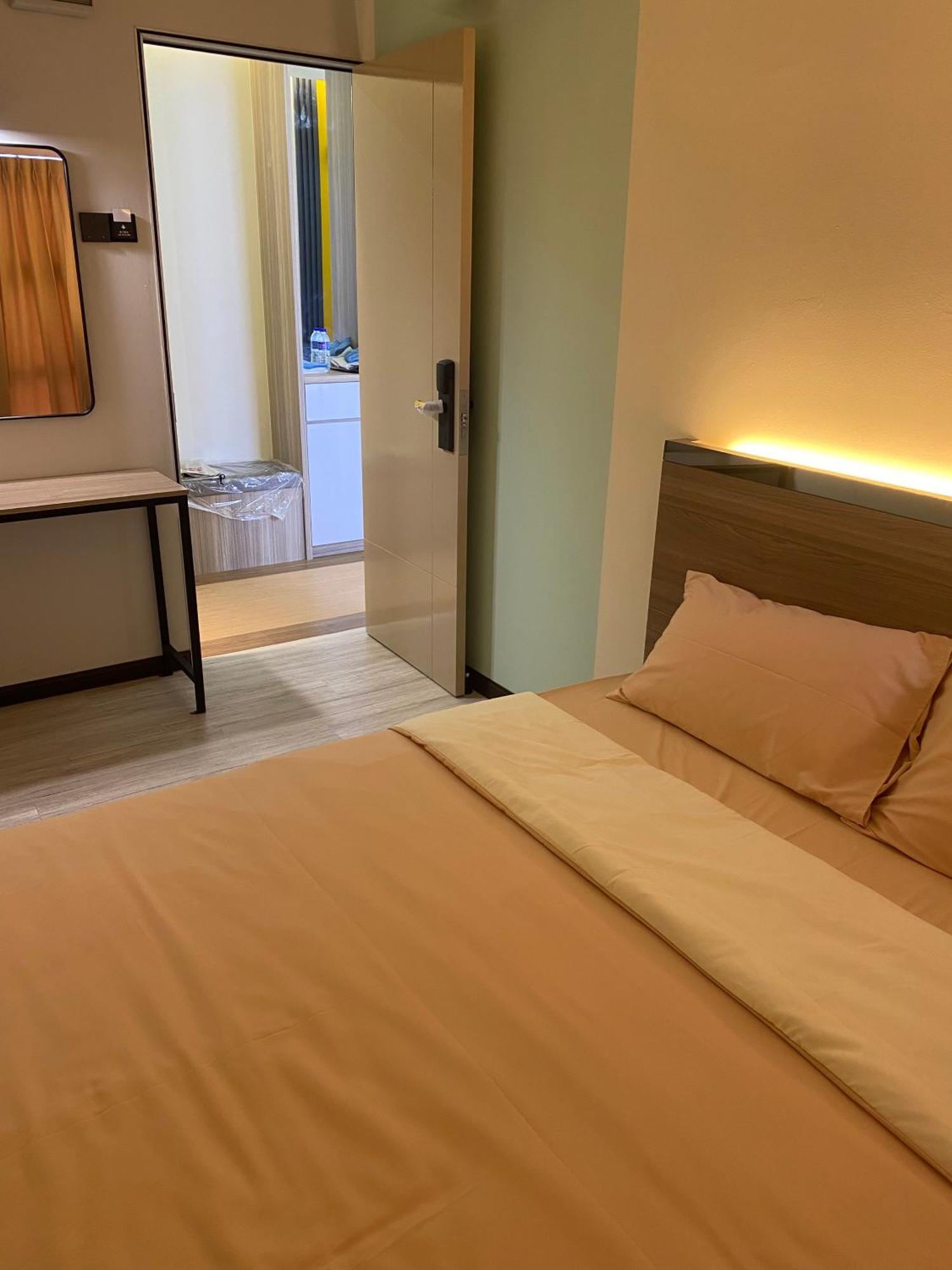 Clock Inn Backpackers Hostel تاناه راتا المظهر الخارجي الصورة